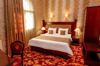 Отель River Side Hotel Tbilisi Тбилиси Стандартный двухместный номер с 1 кроватью или 2 отдельными кроватями и балконом-8