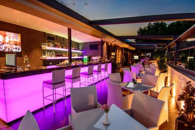 Отель River Side Hotel Tbilisi Тбилиси-10